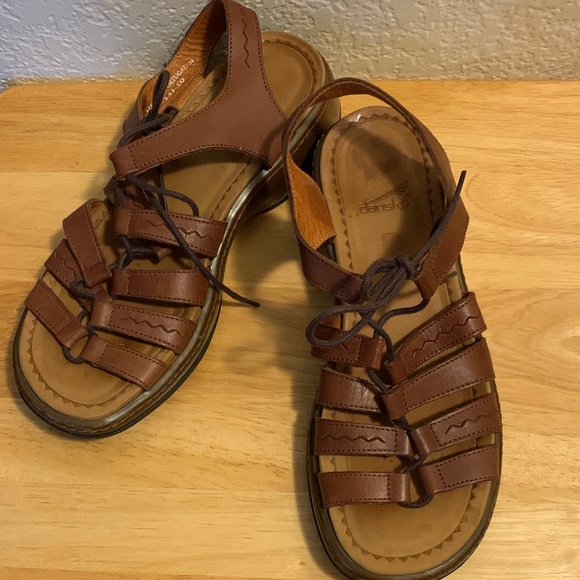 Dansko Men's Tan Leather Sandals - Picture 1 of 8